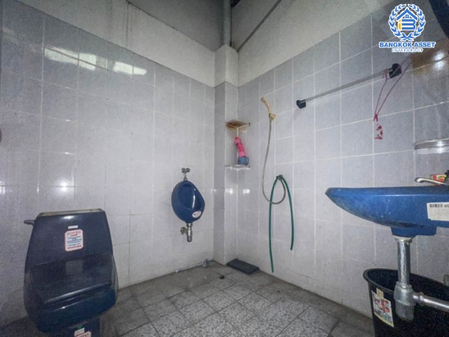 *****ทาวน์โฮม 3 ชั้น มือสองย่านนนทบุรี ม.พิบูลย์การ์เด้นวิลล์ พิบูลย์สงคราม16  เนื้อที่ 26.20 ตร.ว. ฟังก์ชัน 4 ห้องนอน 5 ห้องน้ำ จอดรถได้ 1 คัน บนสุดยอดทำเล! เชื่อมถนนพิบูลย์สงคราม, วงศ์สว่าง, นครอินทร์ และติวานนท์ ใกล้รถไฟฟ้าสายสีม่วง "สถานีแยกติวานนท์" ใกล้จุดขึ้นทางด่วน "ศรีรัช-วงแหวนรอบนอก" จองเลย!